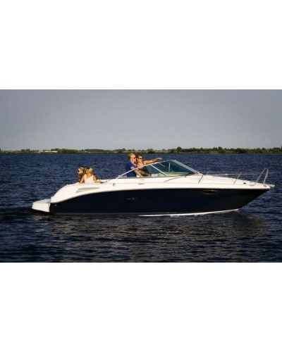 Пластиковый катер Sea Ray 235 Weekender